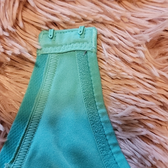 Body by Victoria Full Coverage Uplift Bra - Picture 6 of 8